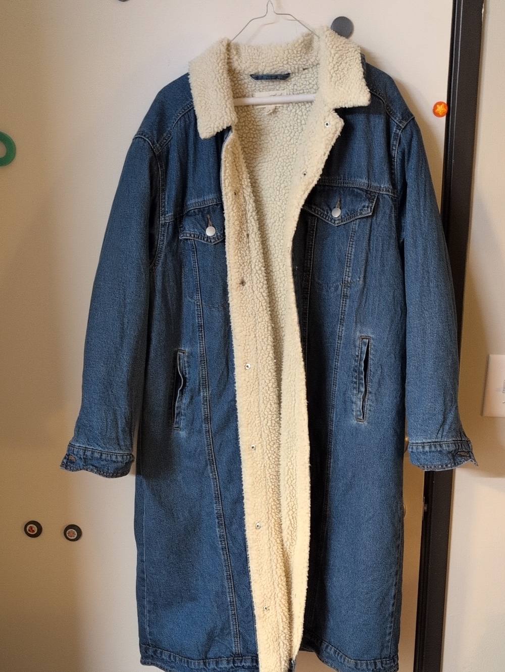 Universal Thread Long Denim Trucker Jacket M - Picture 2 of 5
